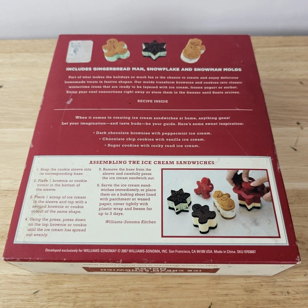 Williams Sonoma Ice Cream Sandwich Molds Set Gingerbread Man Snowman‎ Snowflake